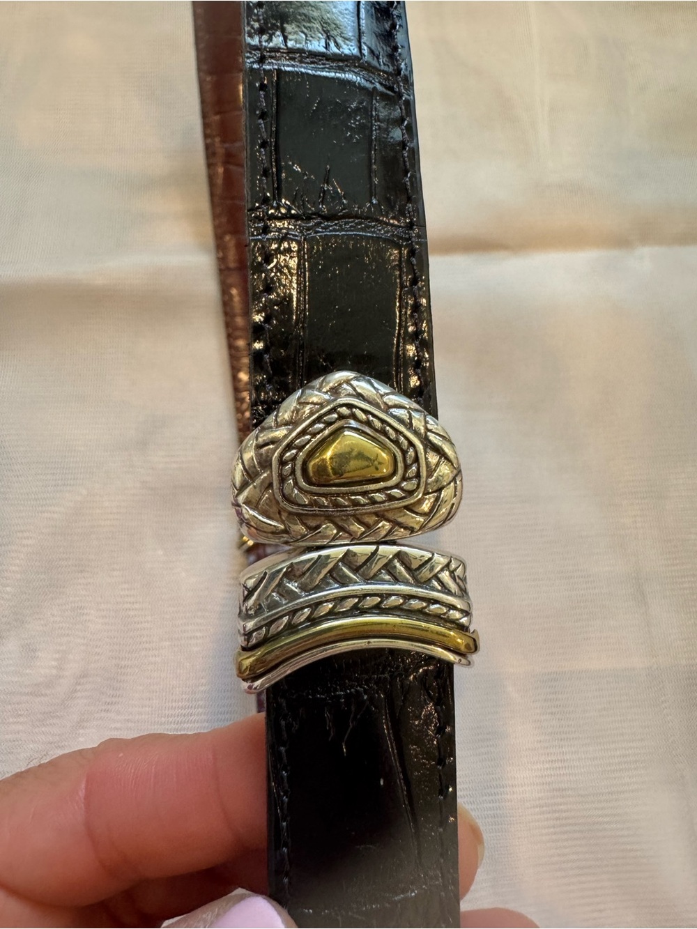 Brighton woman’s 
32 " Vintage reversible leather belt Western Black Brown